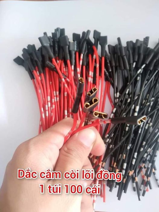 Dắc cắm còi