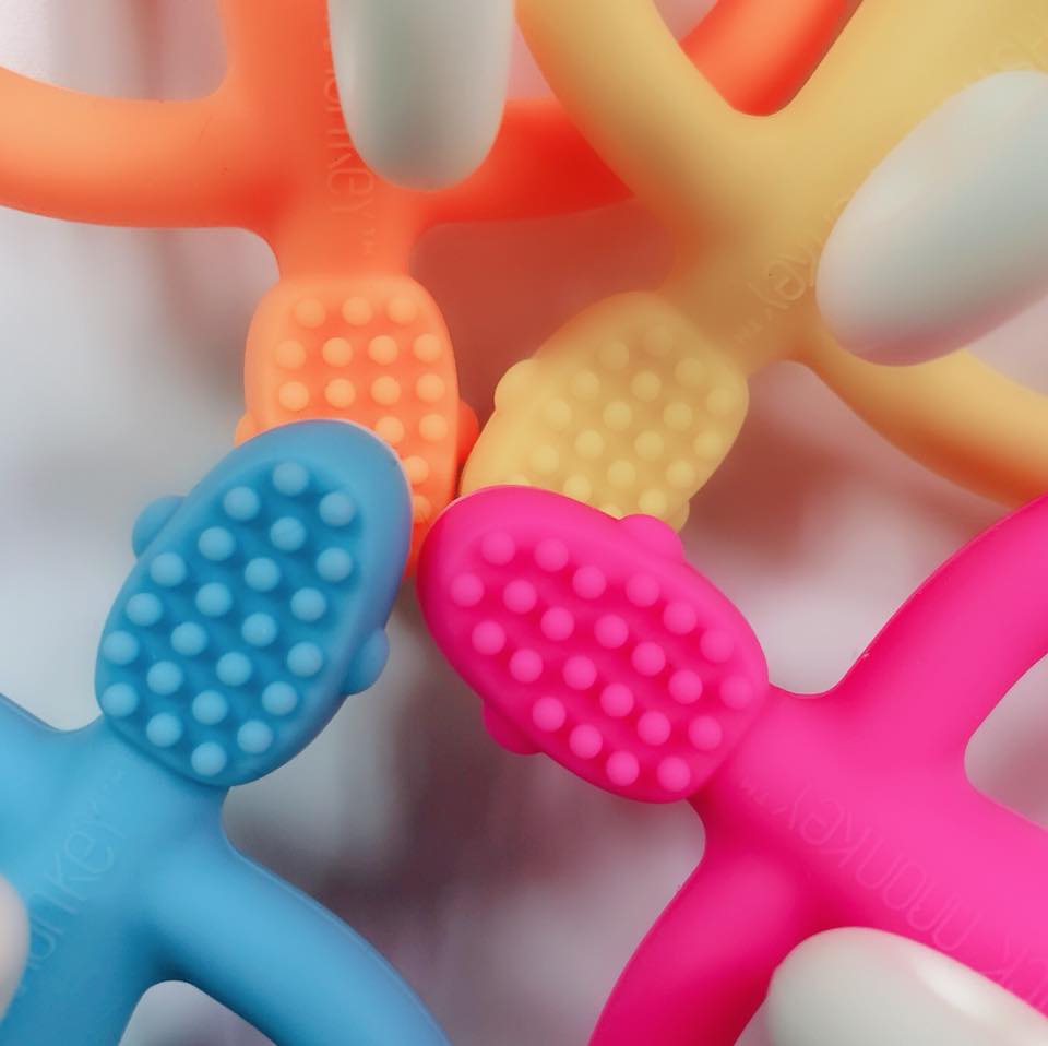 MATCHSTICK MONKEY Gặm nướu khỉ nhanh nhẩu