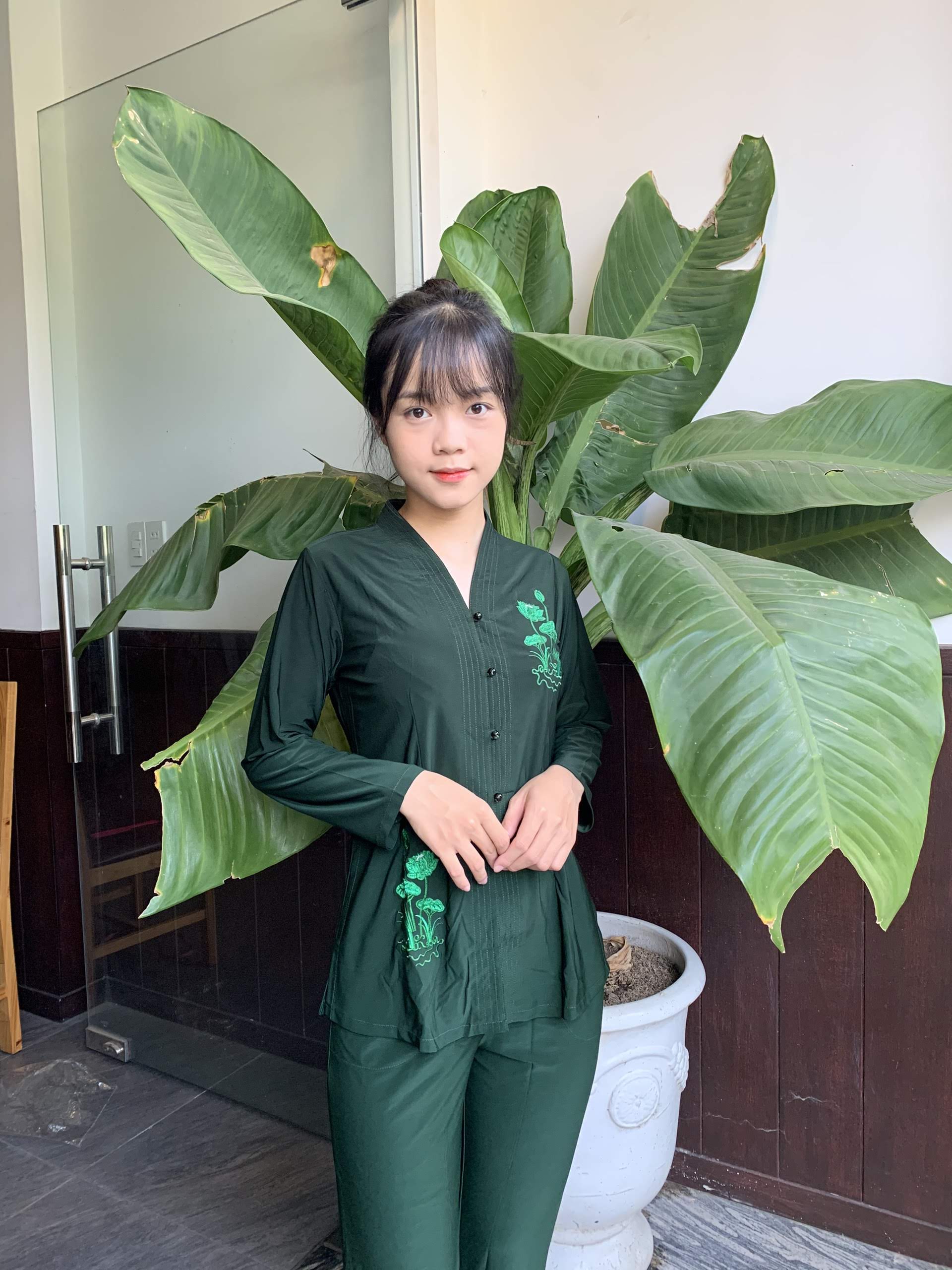 Đồ lam đi chùa, đồ phật tử nữ mẫu Thun Bà lai