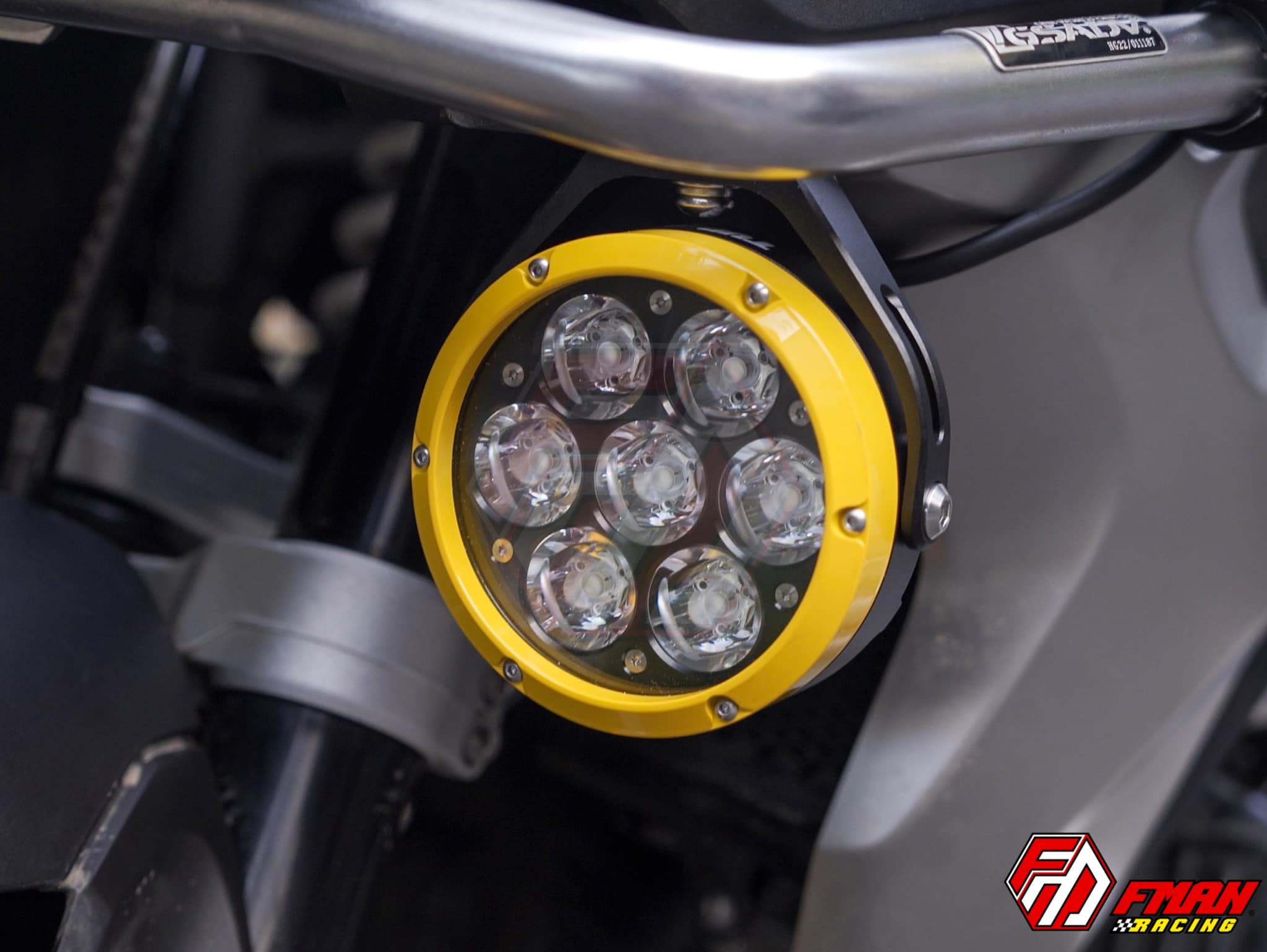ĐÈN TRỢ SÁNG LED TUN 70 CHÍNH HÃNG (PLUS VÀNG)