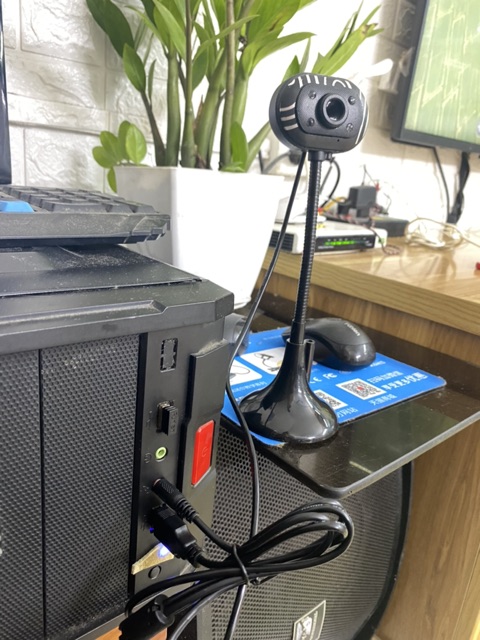 Webcam camera WC100 kèm Micro cho máy tính laptop PC