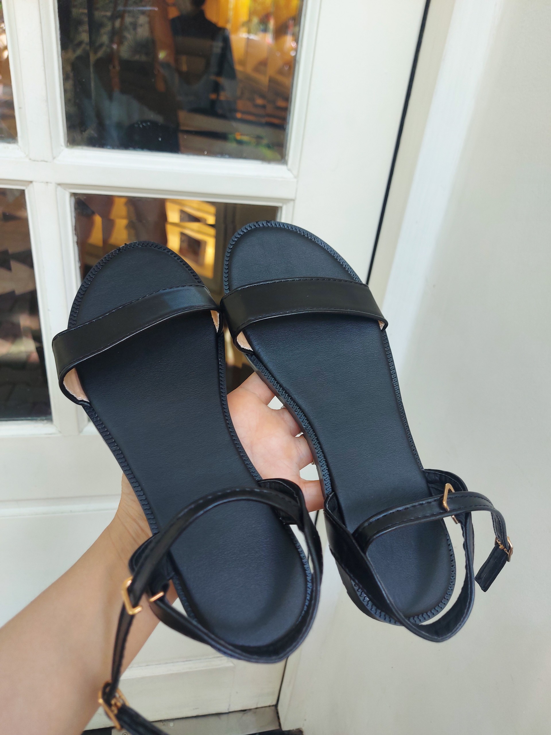 Giày Sandal Đế Bệt Xinh Xắn ( MÃ B18)