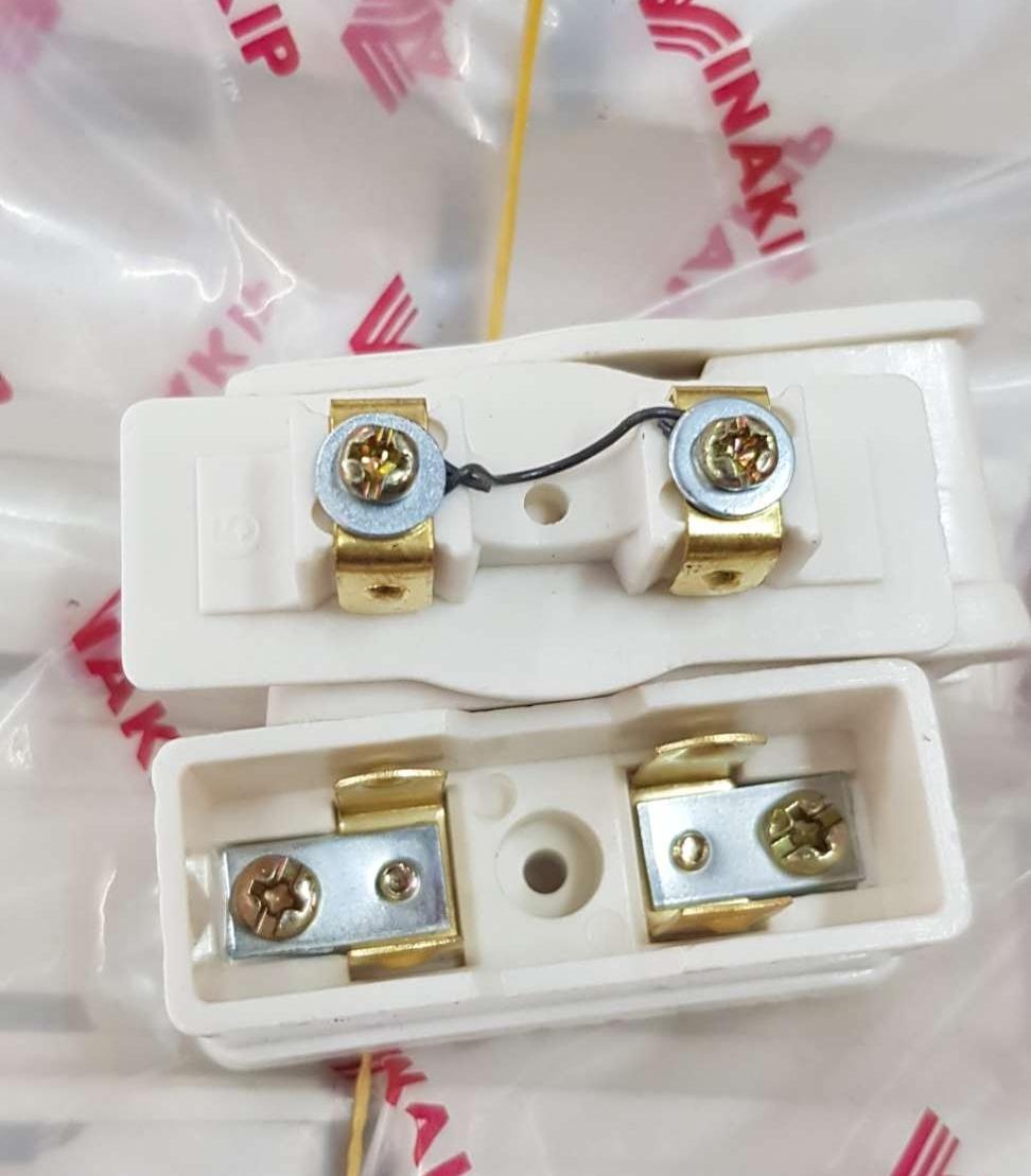 Combo 2 cầu chì vinakip 5a-250v