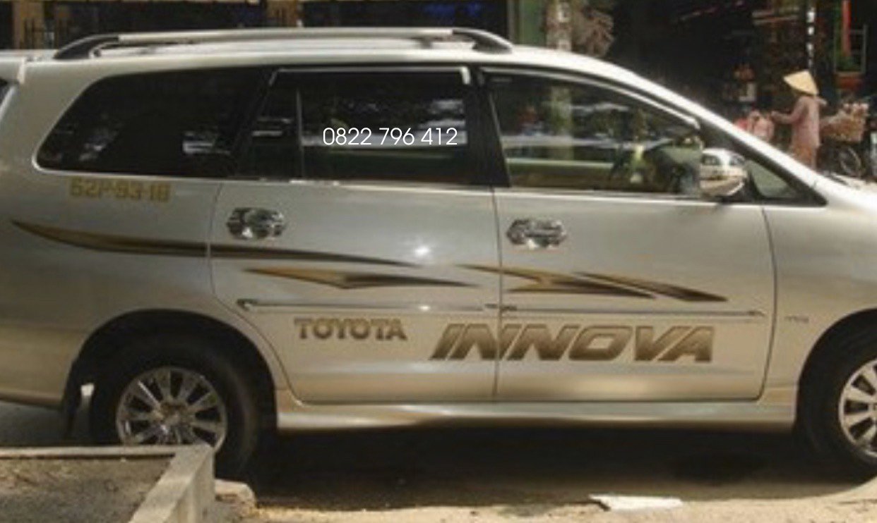 Tem dán sườn xe Innova I027
