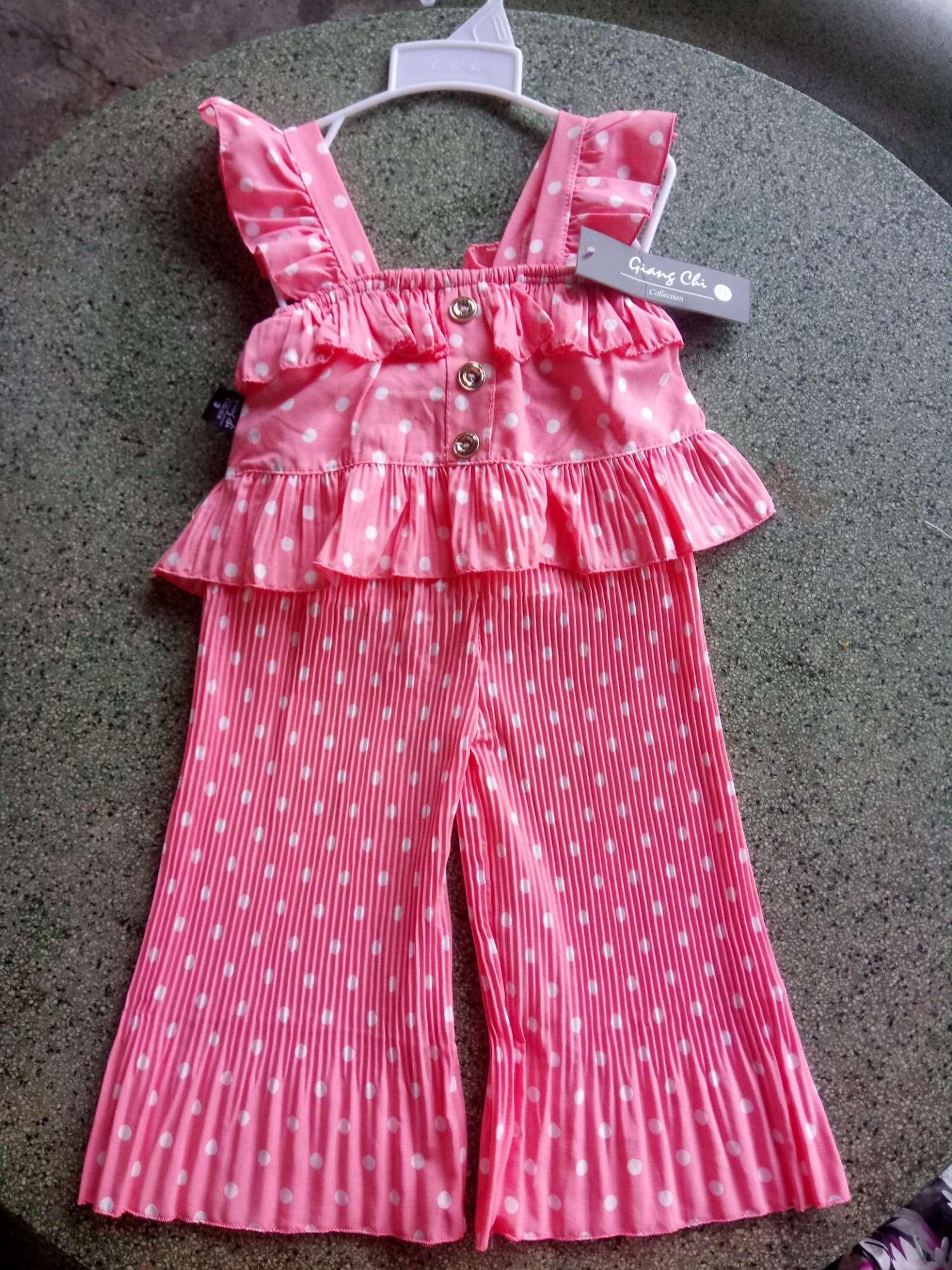 jum bé gái 13kg den 15kg(còn mảu đỏ)