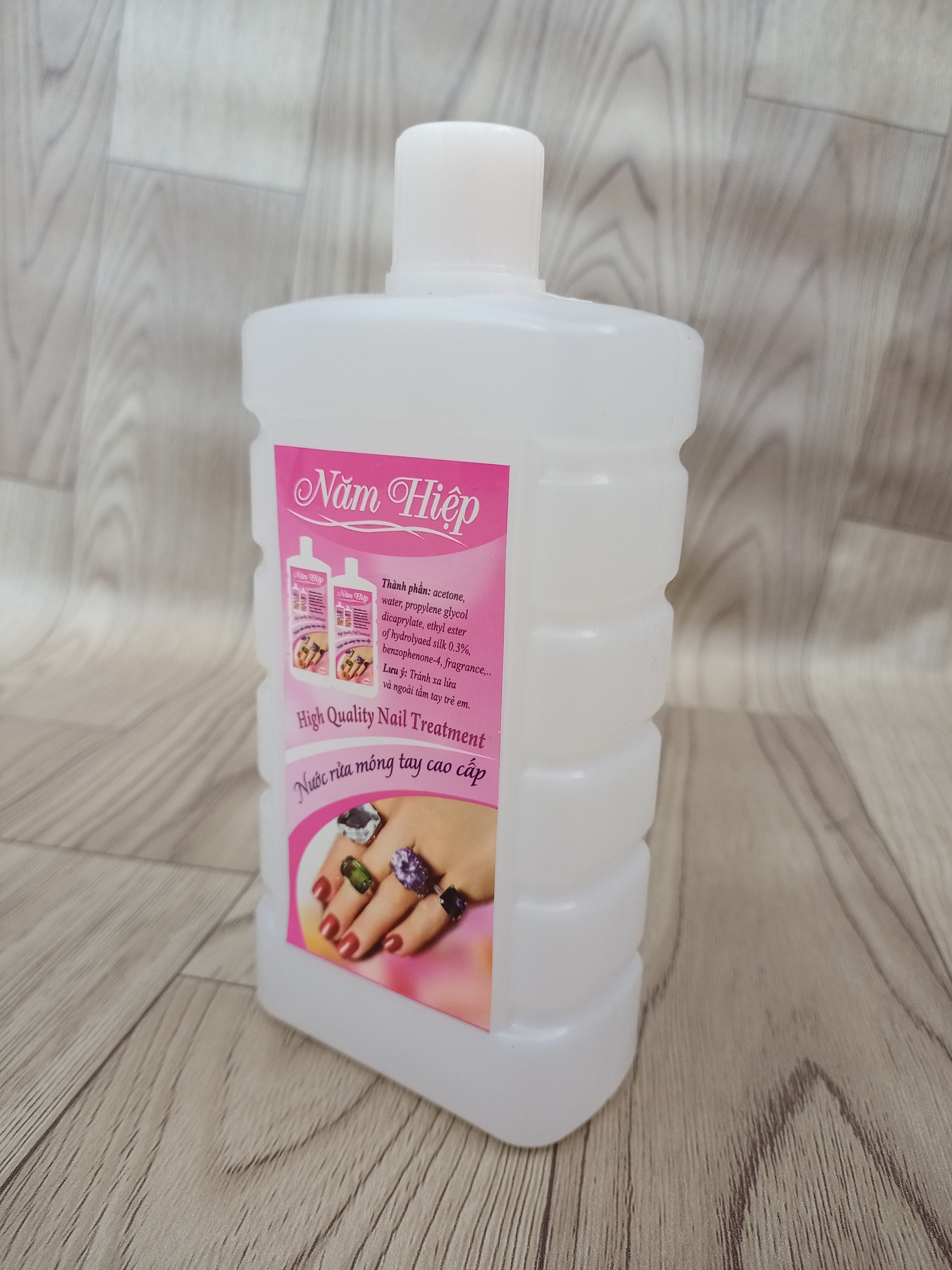 Nước rửa móng Năm Hiệp- Quyên 500ml