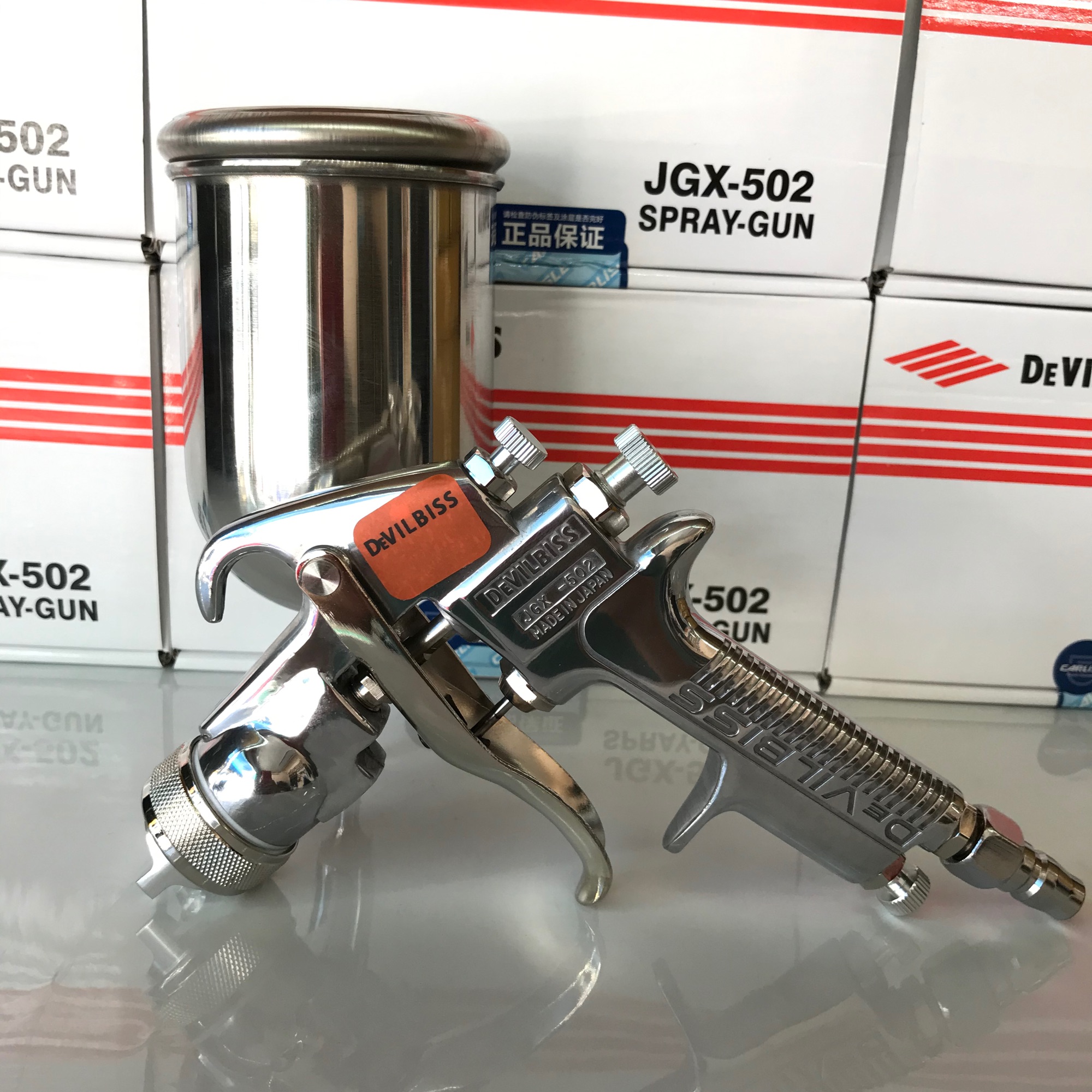 Dụng cụ phun sơn bóng gỗ