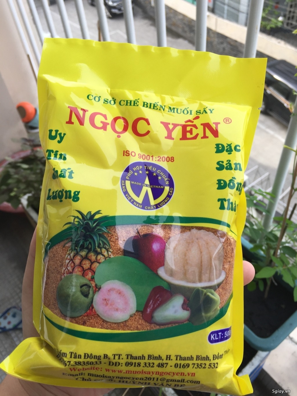 Muối sấy Ngọc Yến chấm hoa quả siêu ngon