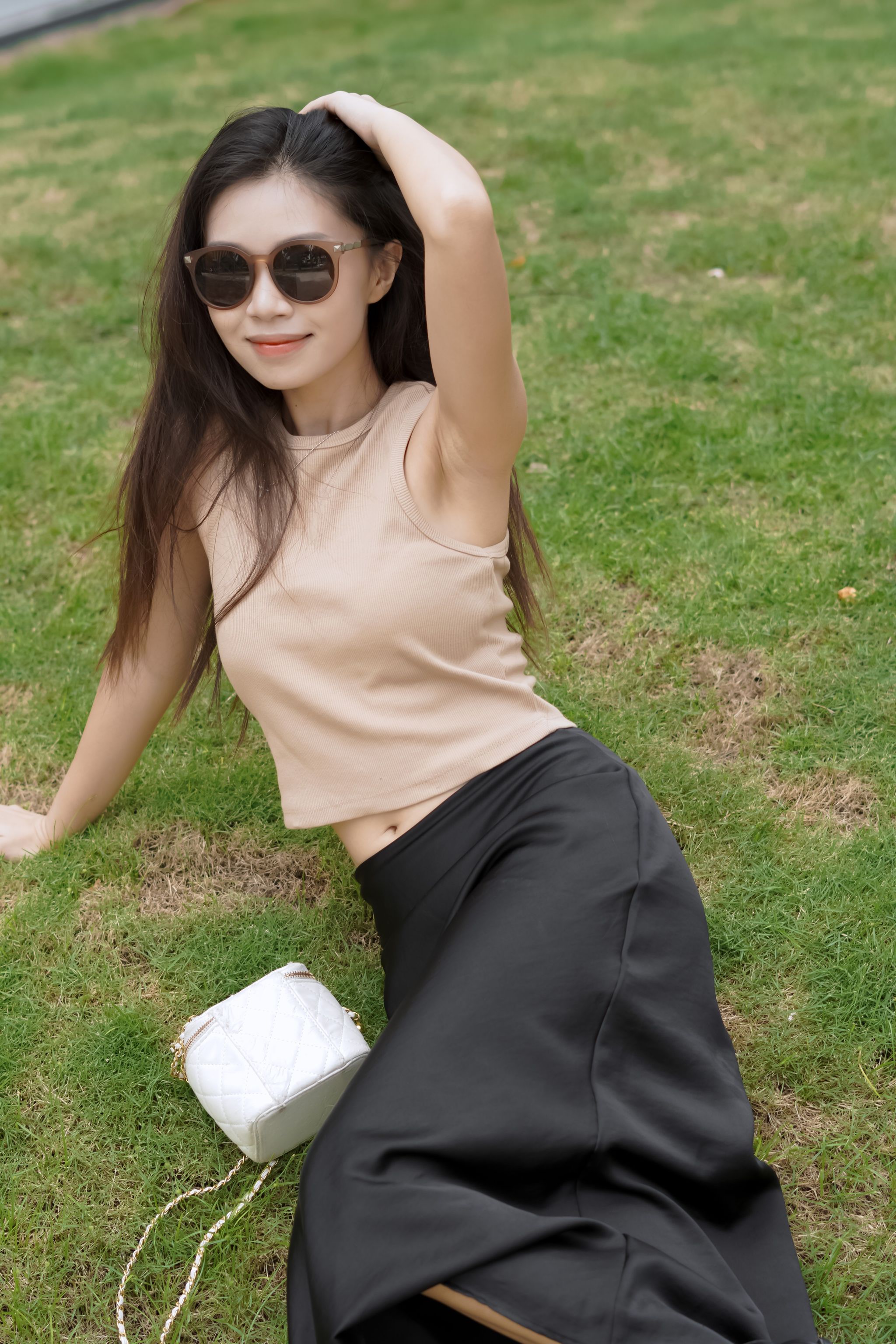(nhiều màu) THUNEE Áo thun gân cotton ba lỗ nữ