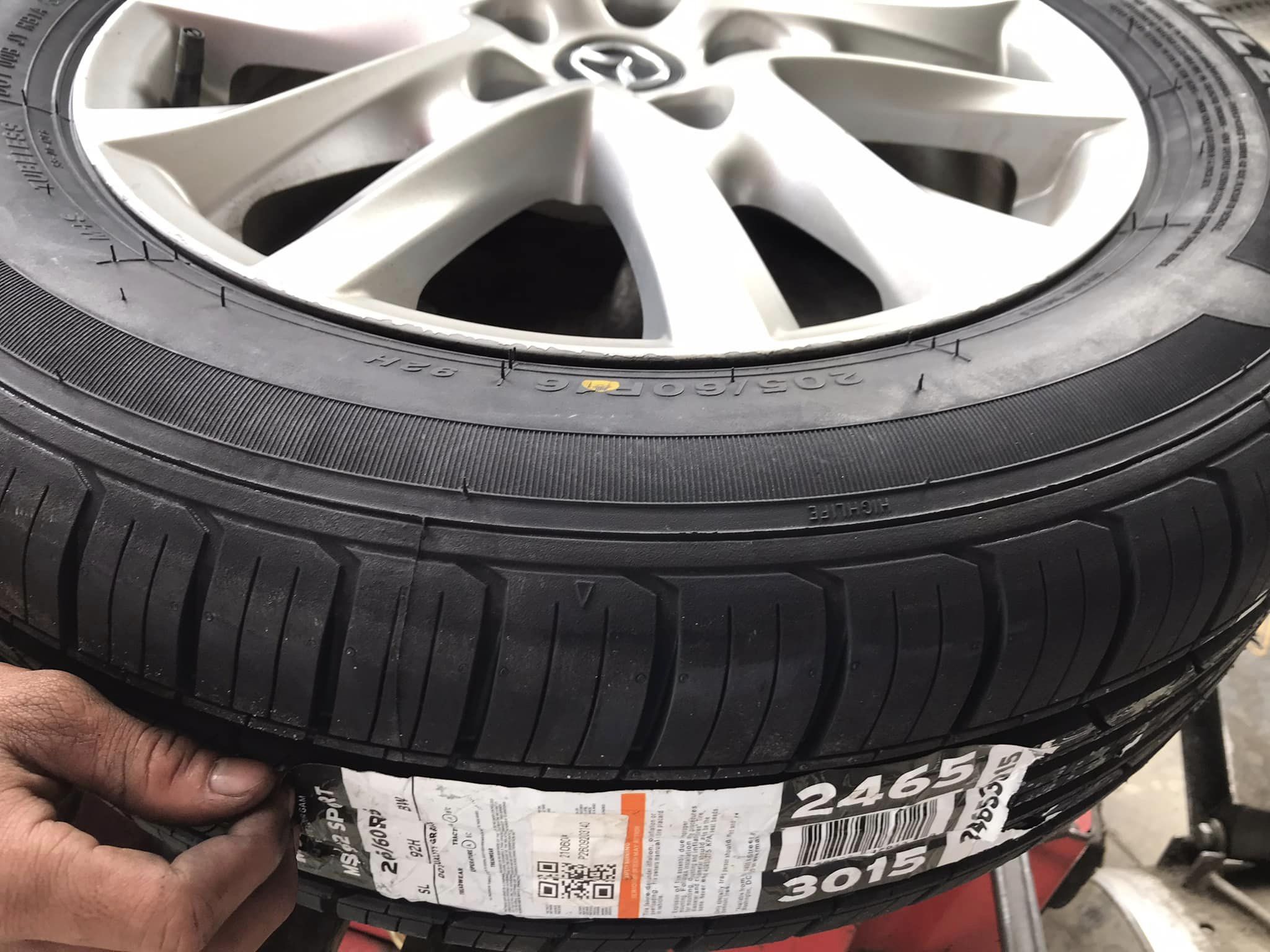 Lốp 205/60r16 milestar _ lốp lắp xe mazda 3, kia carens, chevrolet cruze, xpander... thương hiệu mỹ, chất lượng cao