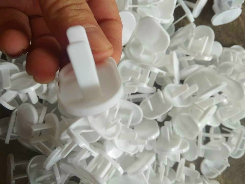 Combo 5 Nút Bịt Ổ Điện Chống Giật An Toàn Cho Bé