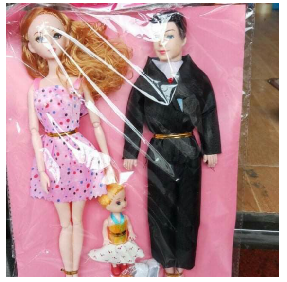 Bộ búp bê gia đình