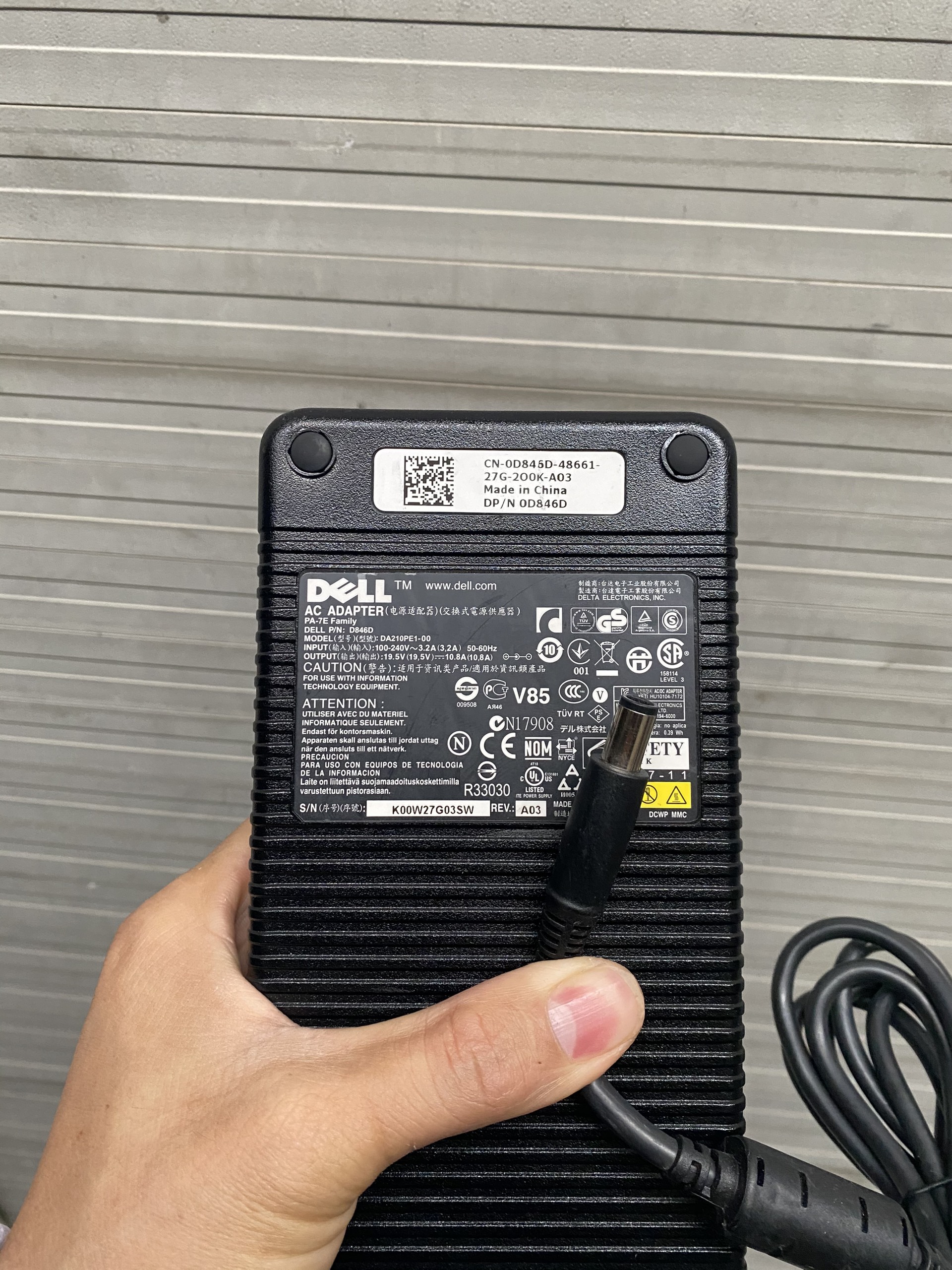 Sạc laptop Dell 19.5V-10.8A bản gốc