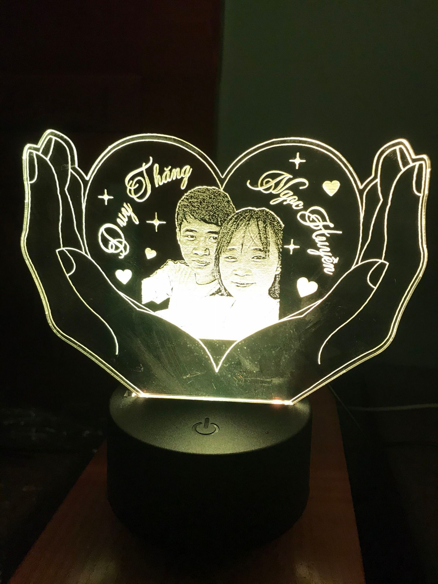 Đèn ngủ led 3d , khắc chân dung theo yêu cầu , gửi ảnh qua cho shop để làm , quà tặng trang tí , đèn ngủ