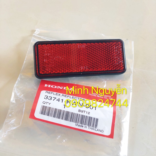 Miếng phản quang gắn đuôi dè biển số Vario Click 2018 2019