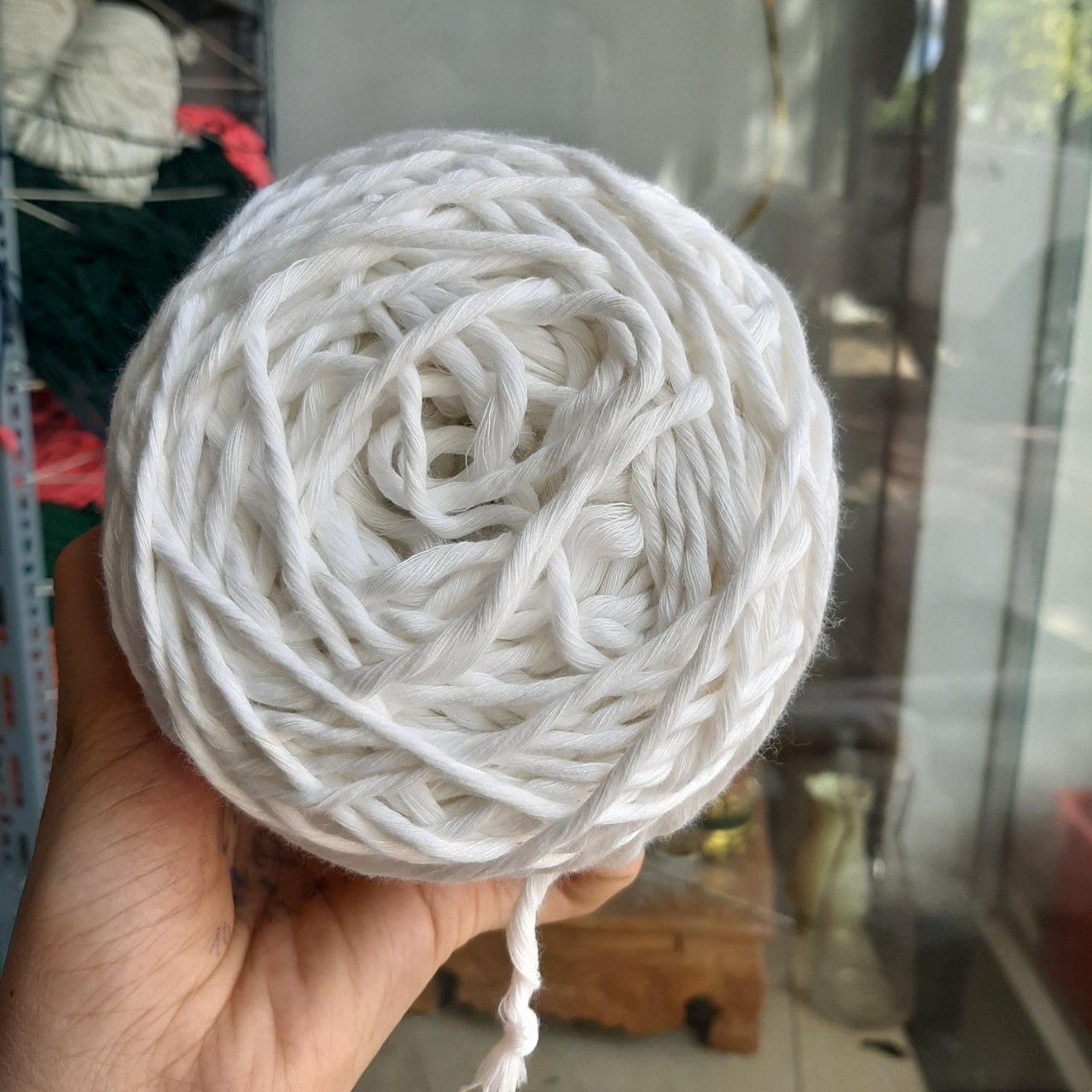 Dây thừng đan macrame, 1 xoắn . Màu kem và ngà
