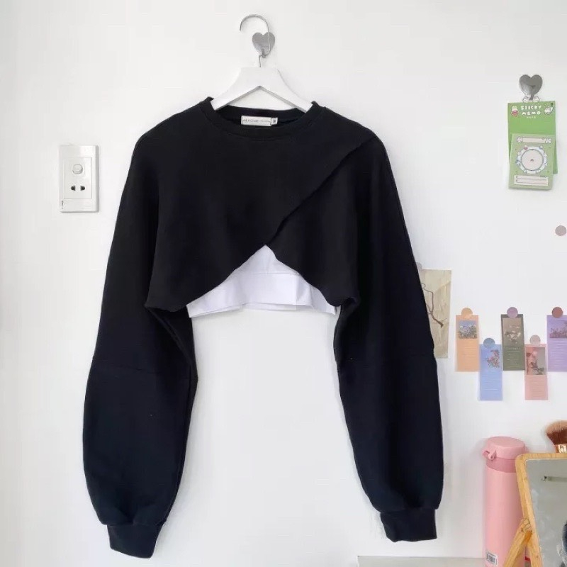 Áo croptop tay dài form rộng thiết kế đắp chéo ttslt0050