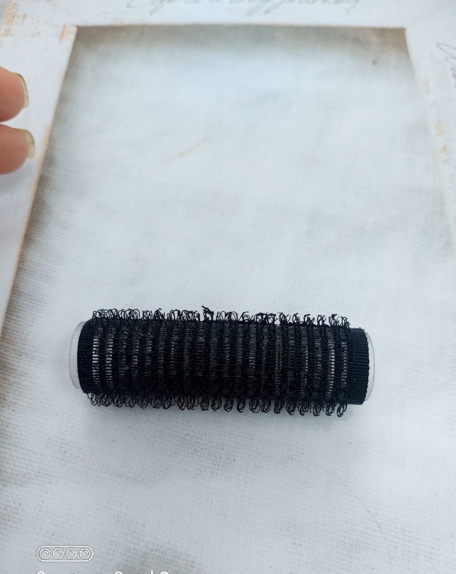[HCM] Lô cuốn tóc tự dính SIZE NHÍ ( 1, 5 X 6 CM) , LẺ 1 CÁI