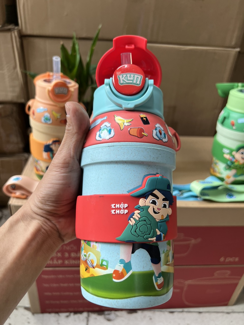 Bình uống nước vô cực nhựa lúa mạch - Quà tặng Kun