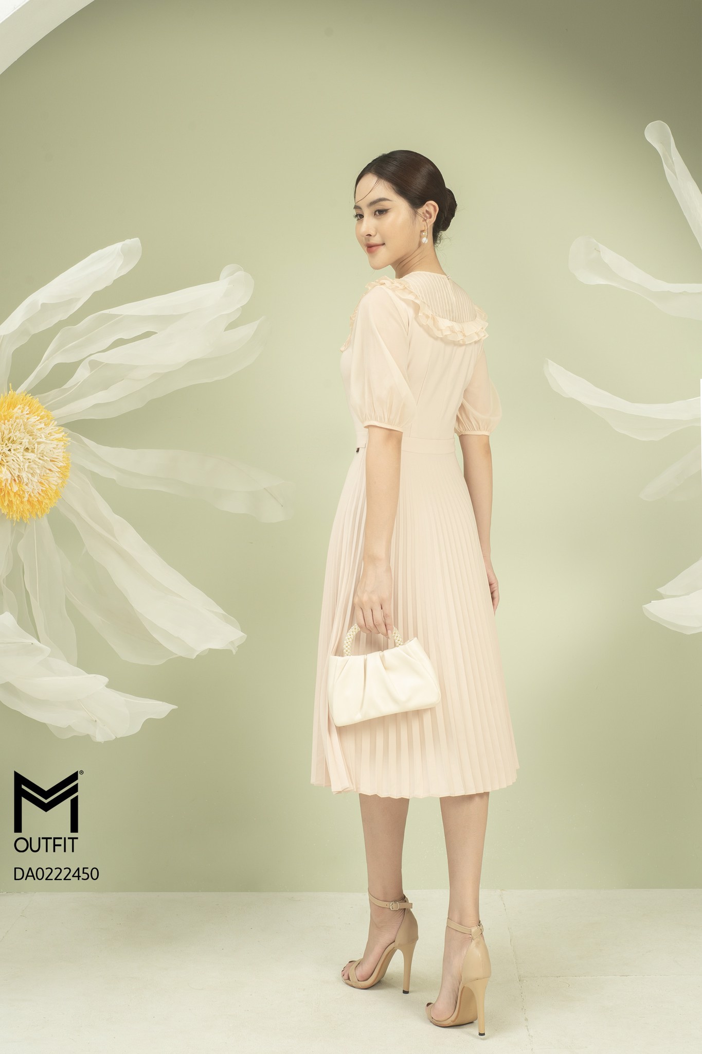 Đầm dáng xòe dập ly, bèo ngực - mmoutfit
