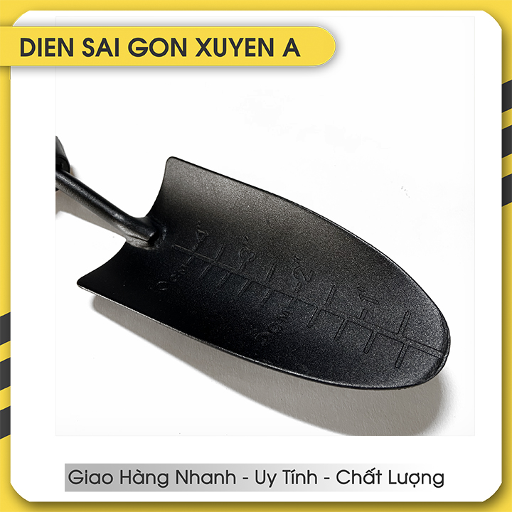 Cây xẻng xúc đất làm vườn 320mm INGCO HFTT658