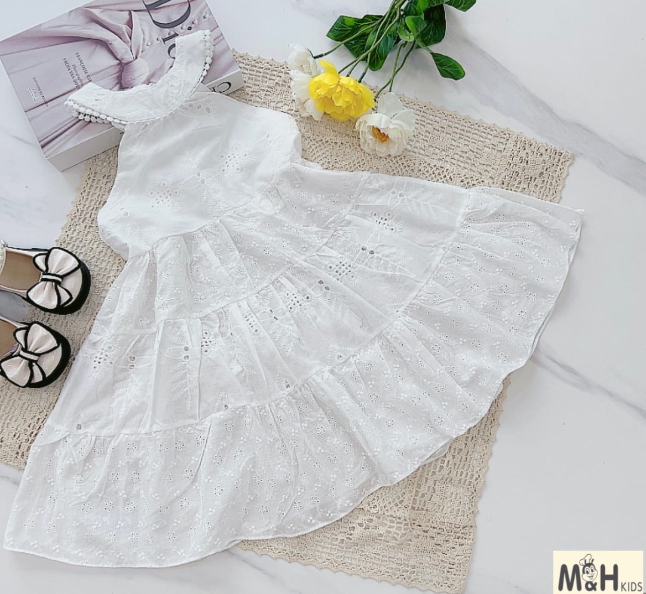 Đầm bé gái tiểu thư sang chảnh