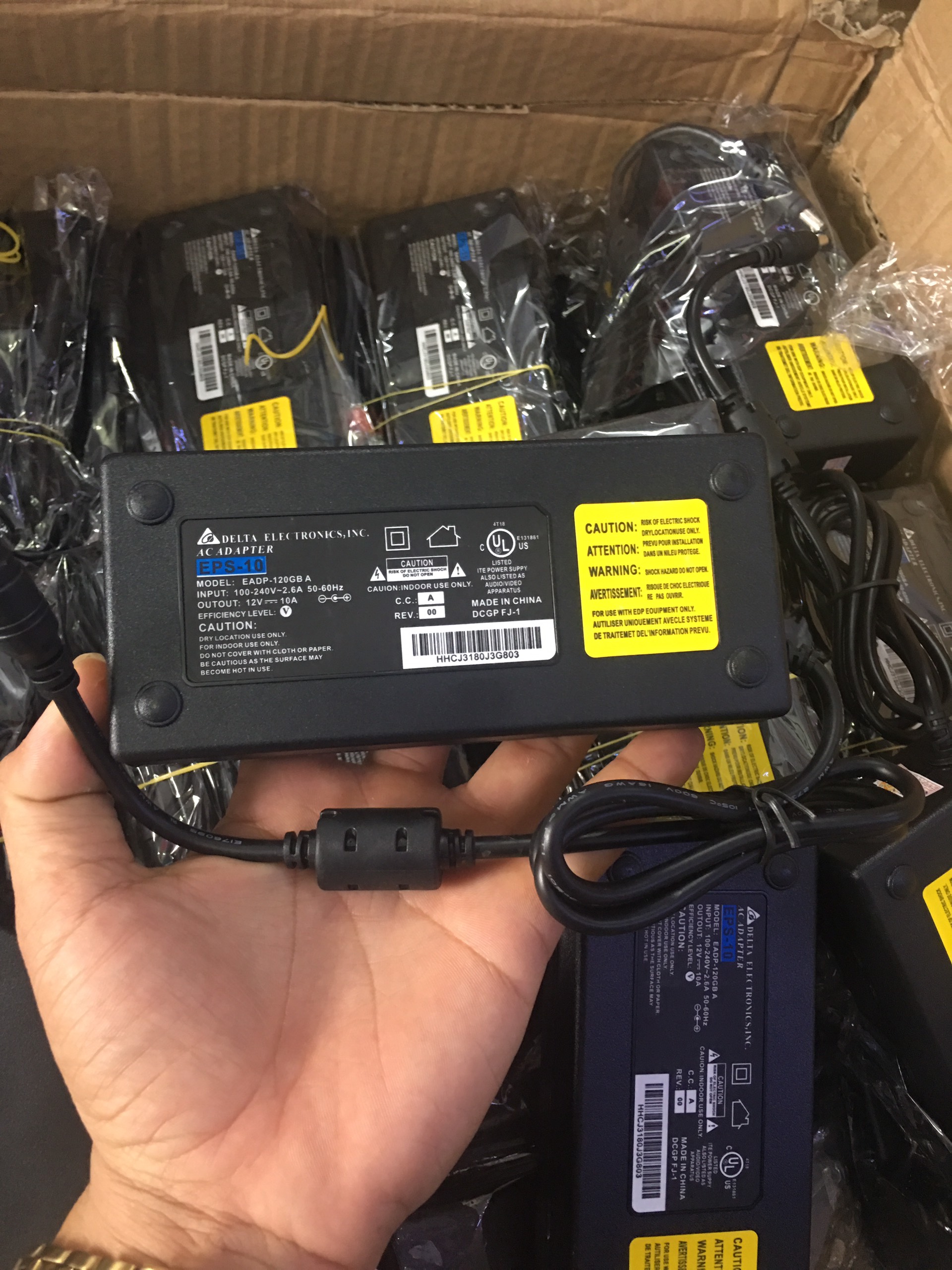 Nguồn camera 12V-10A DELTA