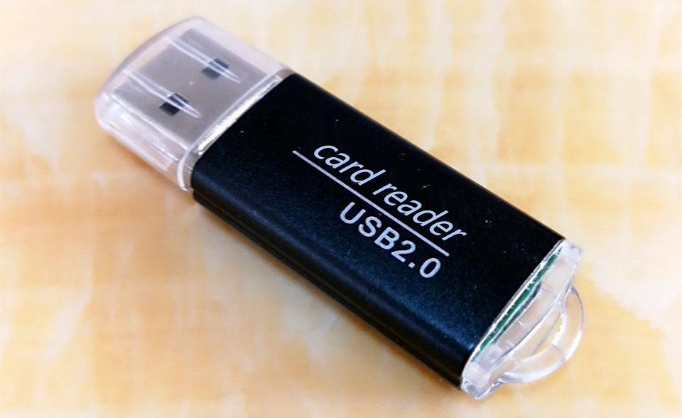 Đầu đọc thẻ nhớ Micro SD 2.0  tiện dụng và đa năng