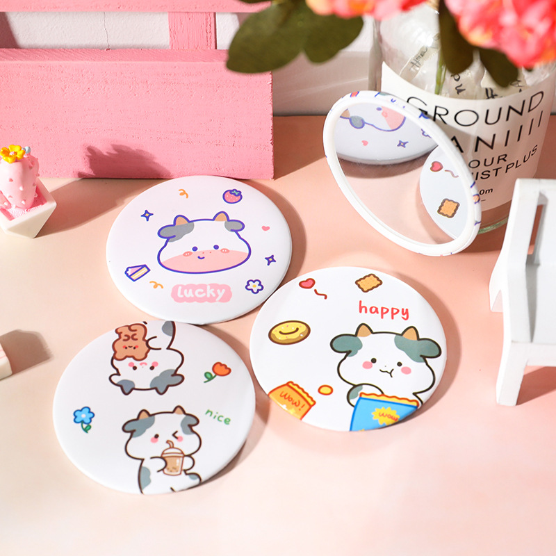 Round makeup mirror about 7cm in diameter, Makeup mirror for girls