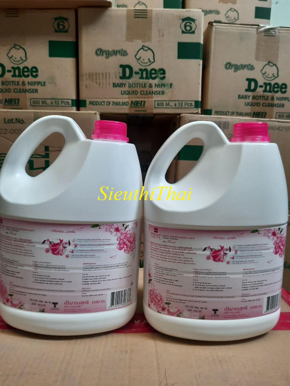 (Hàng Xịn) Nước giặt đậm đặc Essence màu HỒNG 3000 ml