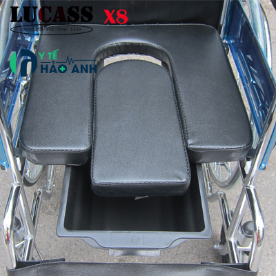 Xe lăn có bô vệ sinh Lucass X8