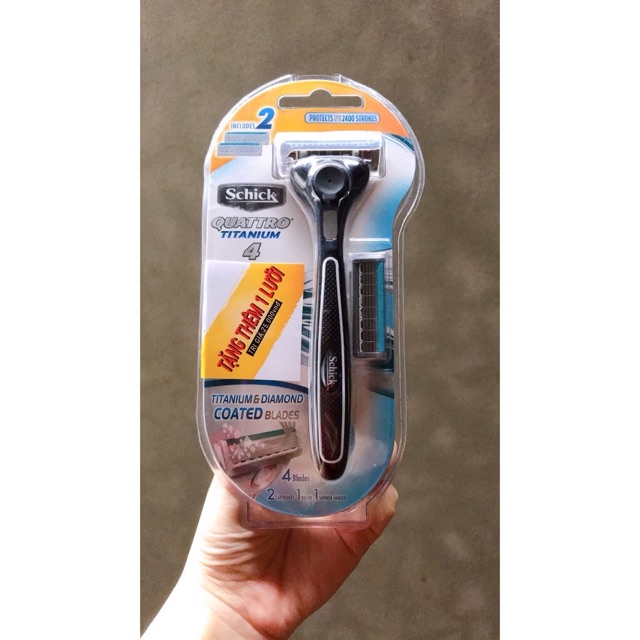 Dao Cạo Râu SCHICK QUATTRO TITANIUM 4 lưỡi (Tặng Thêm 1 lưỡi  giá 25k)