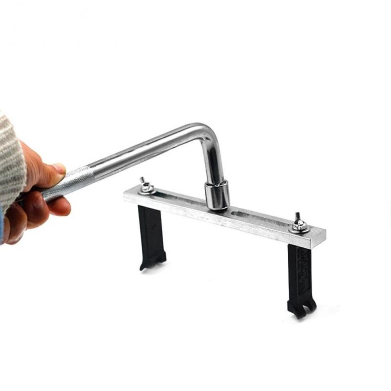 Vam mở nắp bình xăng 2 chân, cảo nắp bình xăng