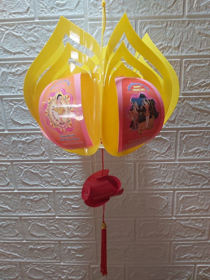 Đèn sen Phật đản ( size Nhỏ)