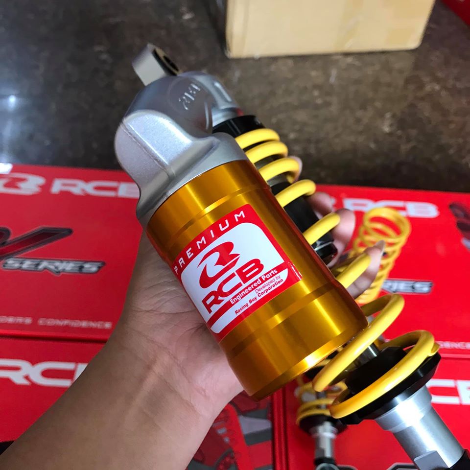 Phuộc sau Sirius, Jupiter RCB VE Vàng