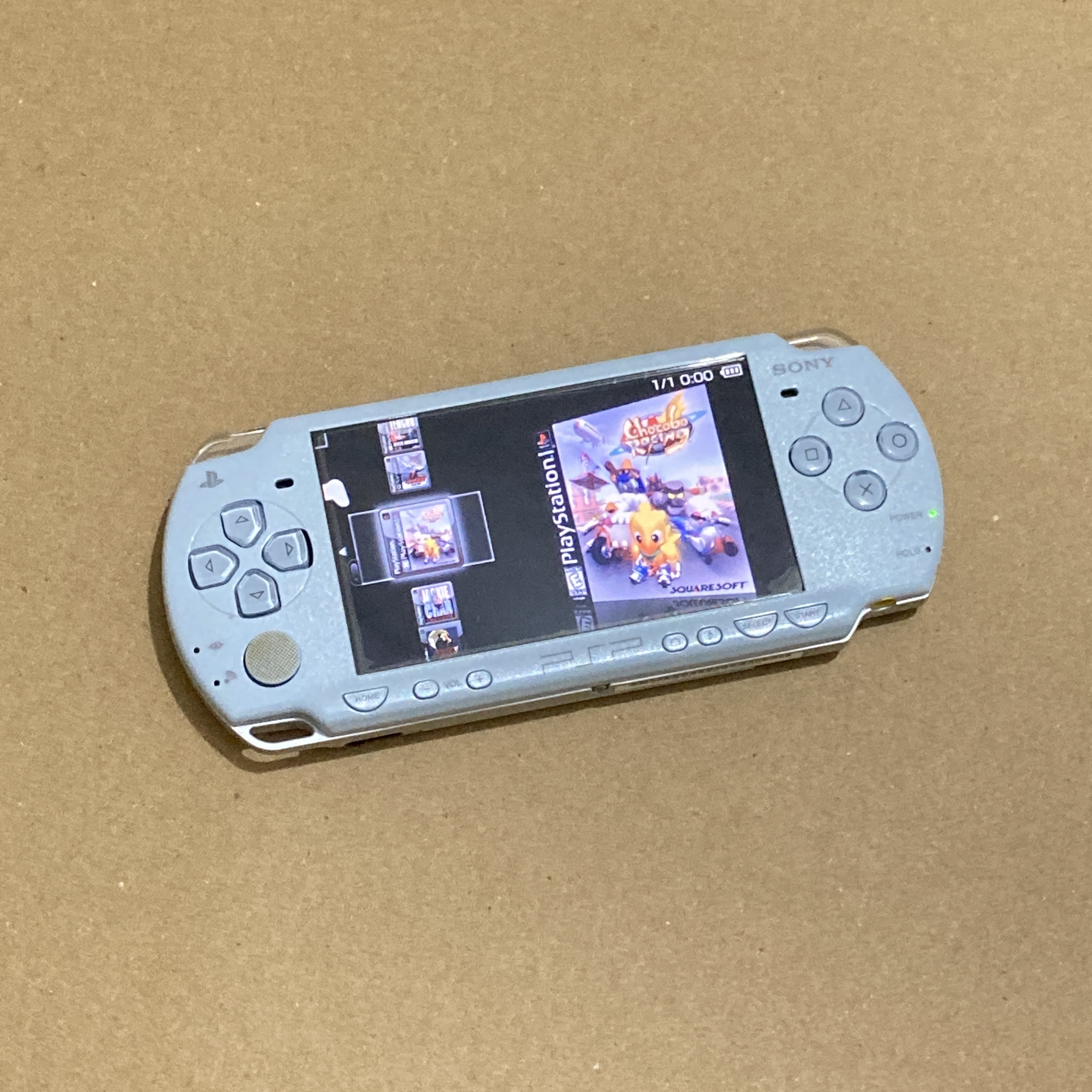 Máy Chơi Game Sony PSP 2000 ( cài sẵn game)