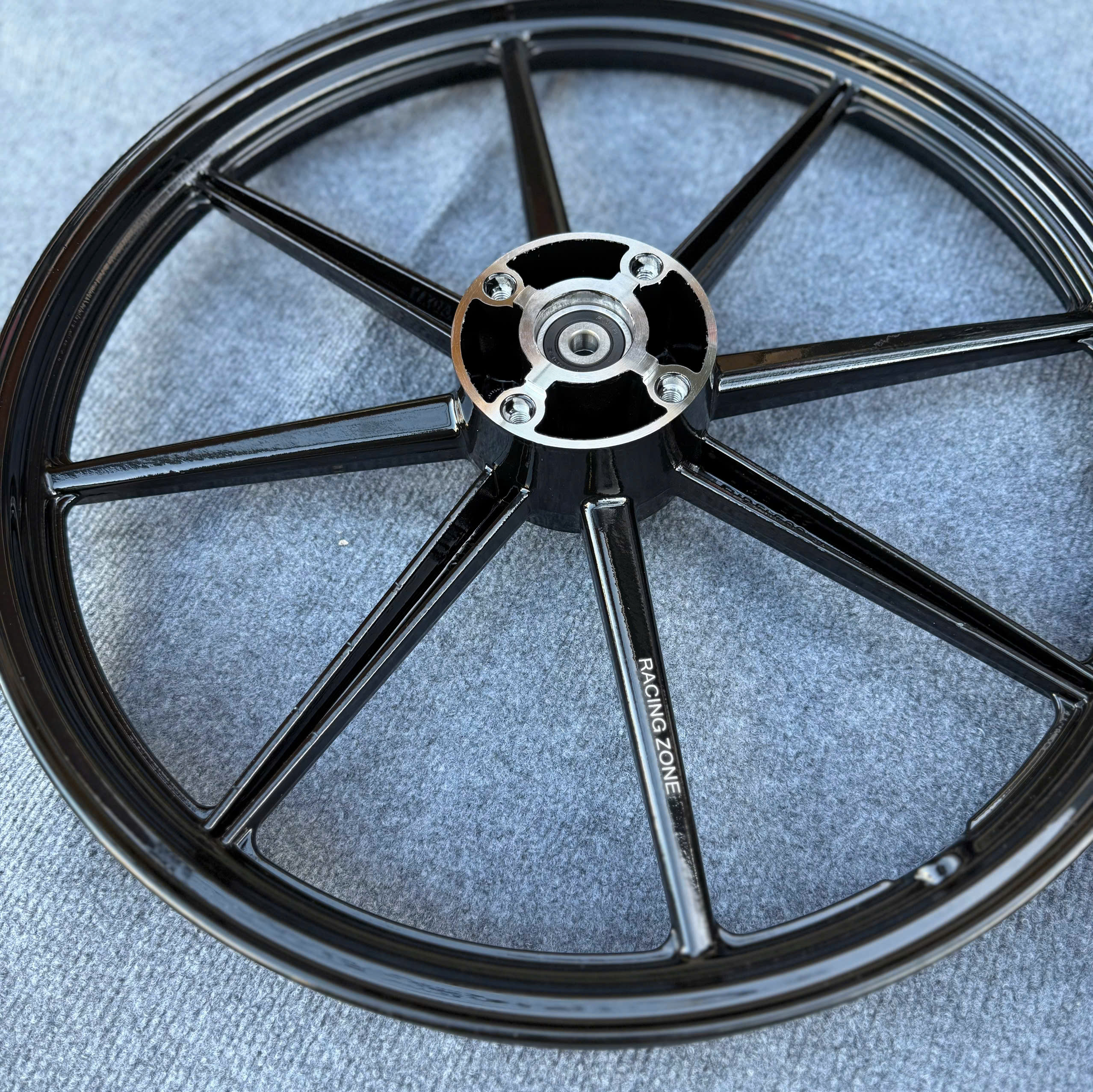 Mâm 8 cây Sirius - Ex135 chính hãng Racing Zone - màu đen bóng