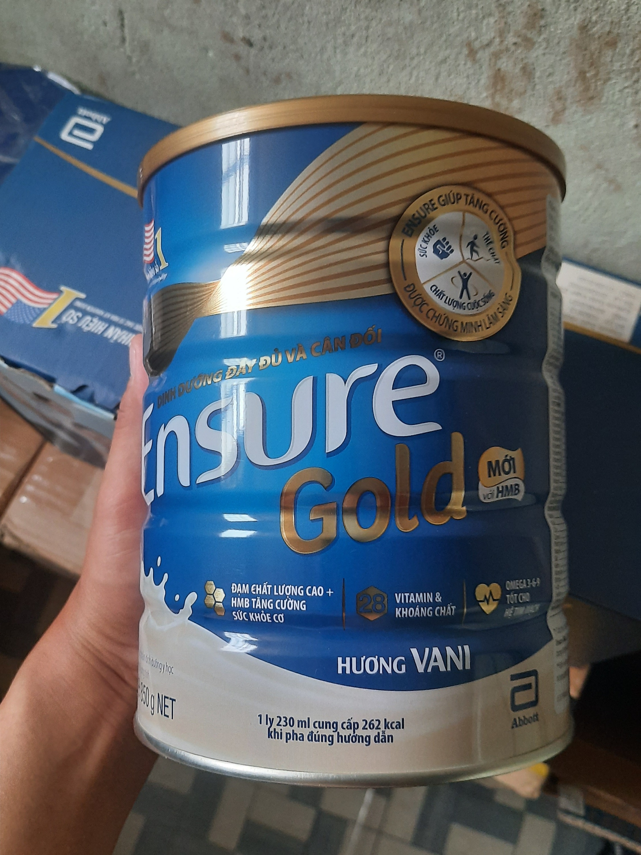 [HCM]Lon Sữa Bột Ensure Gold Hương Vani 850g