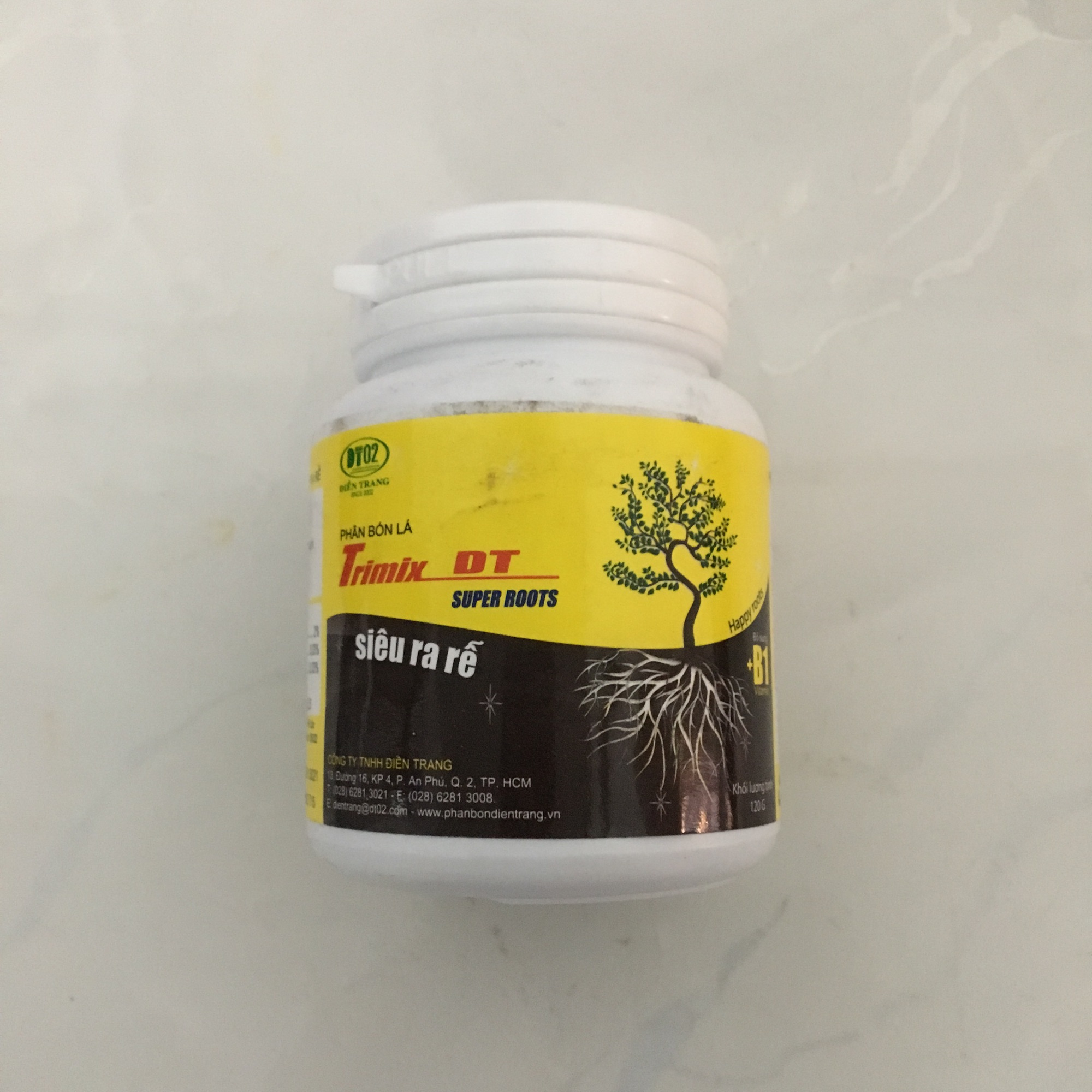 Kích thích ra rễ cực mạnh - Bổ sung vitamin B1 và các hoạt chất giúp kích thích cây tăng trưởng.( hủ 120gr)