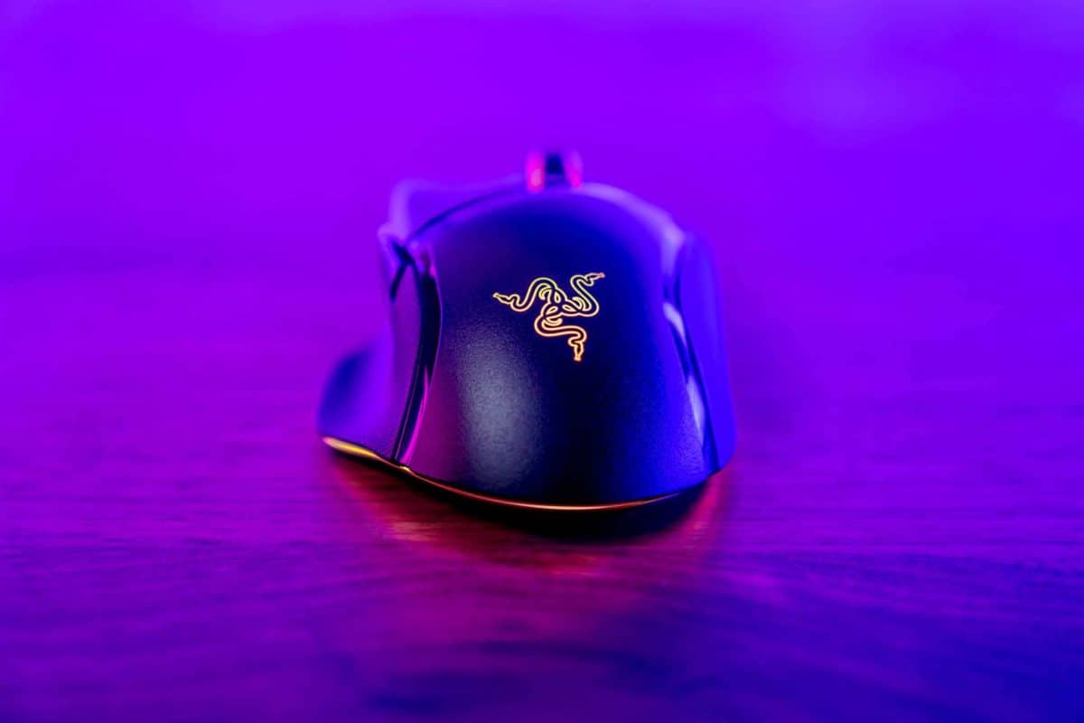 Chuột Razer Basilisk V3 Pro + Mouse Dock Pro | Hàng chính hãng