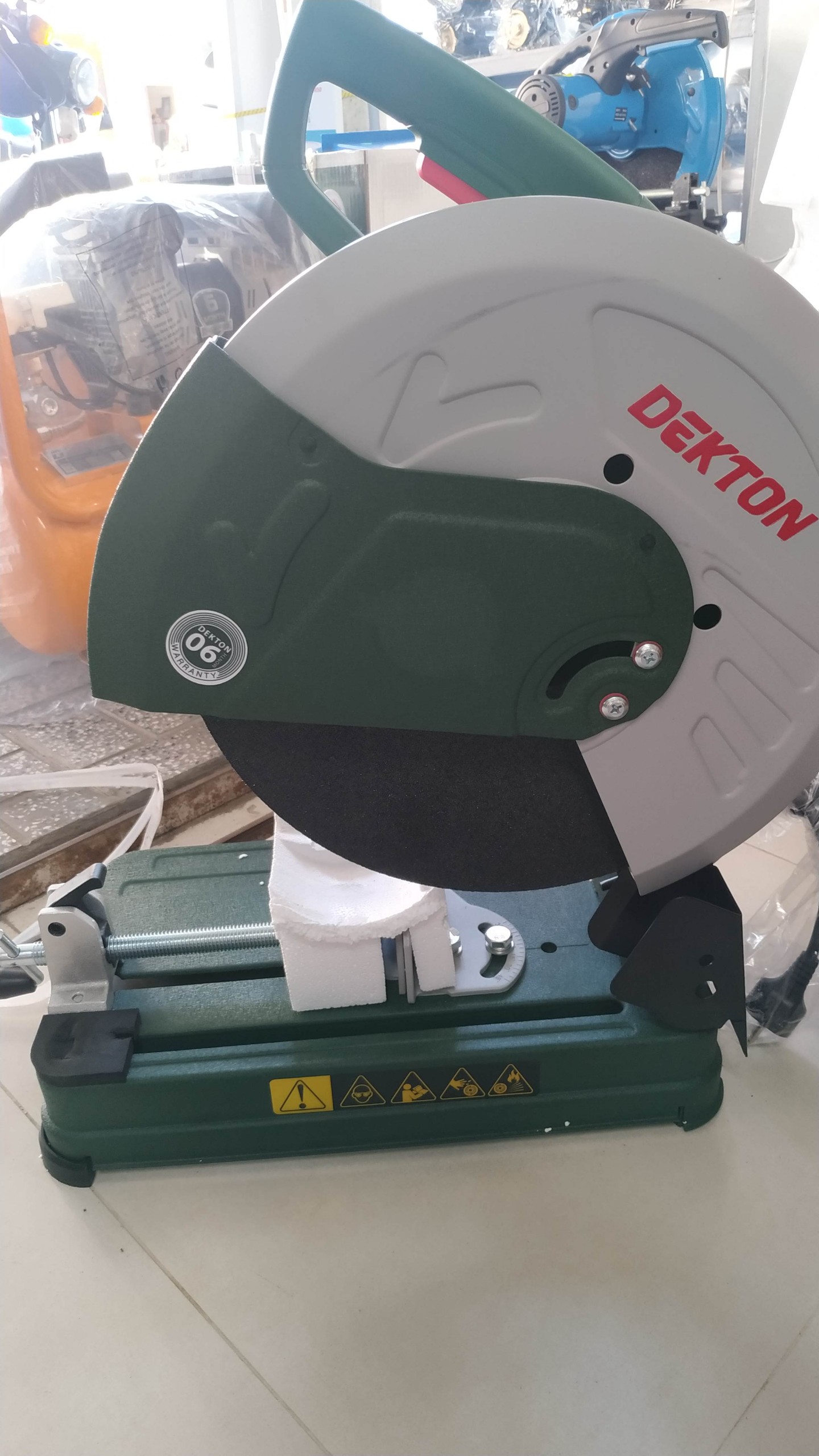MÁY CẮT SẮT DEKTON DK-356 lưỡi căt 355MM