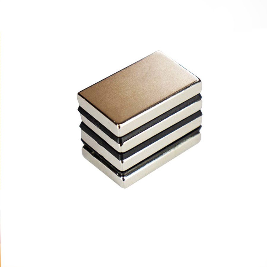 Nam châm đất hiếm kích thước 30x10x5mm ( set 5 viên )