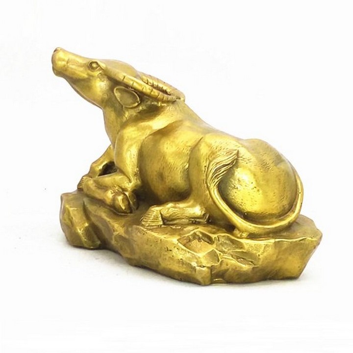Tượng Con Trâu Vàng, trưng bày trên bàn sách, bàn làm việc, trên xe oto-TMT Collection - SP005039
