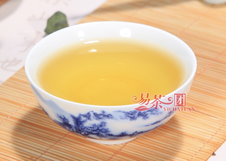 Trà Ô Long Nhân Sâm Gói 250G