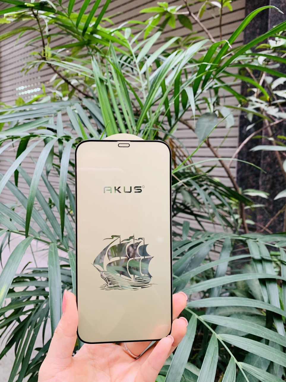 Kính cường lực iphone akus - Hàng chính hãng