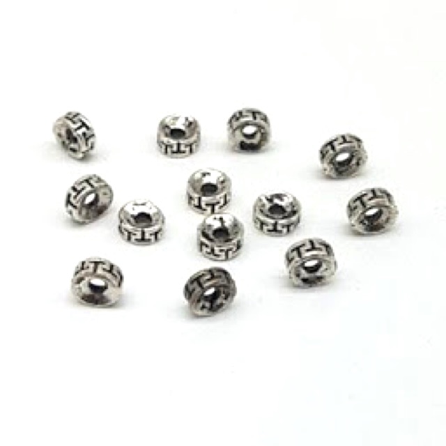 Charm chặn chữ vạn - KL008