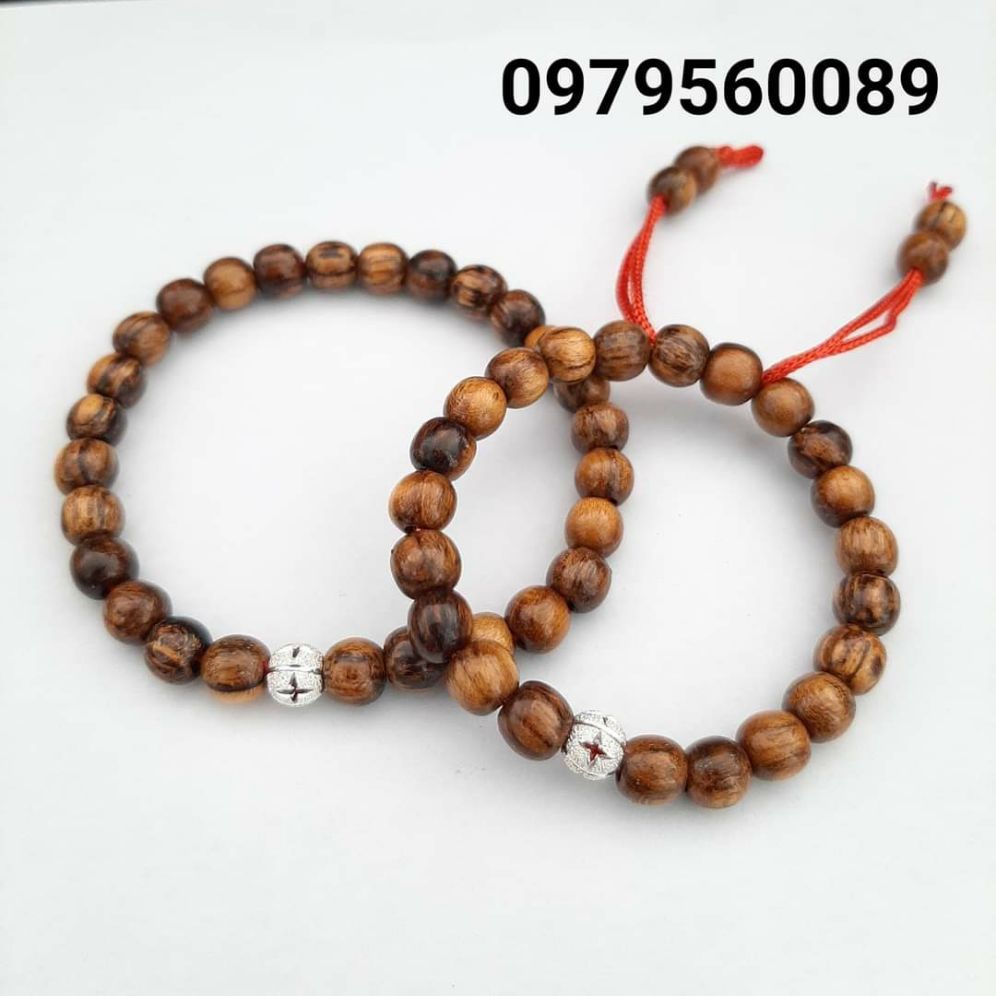 Vòng dâu tằm đính bi bạc