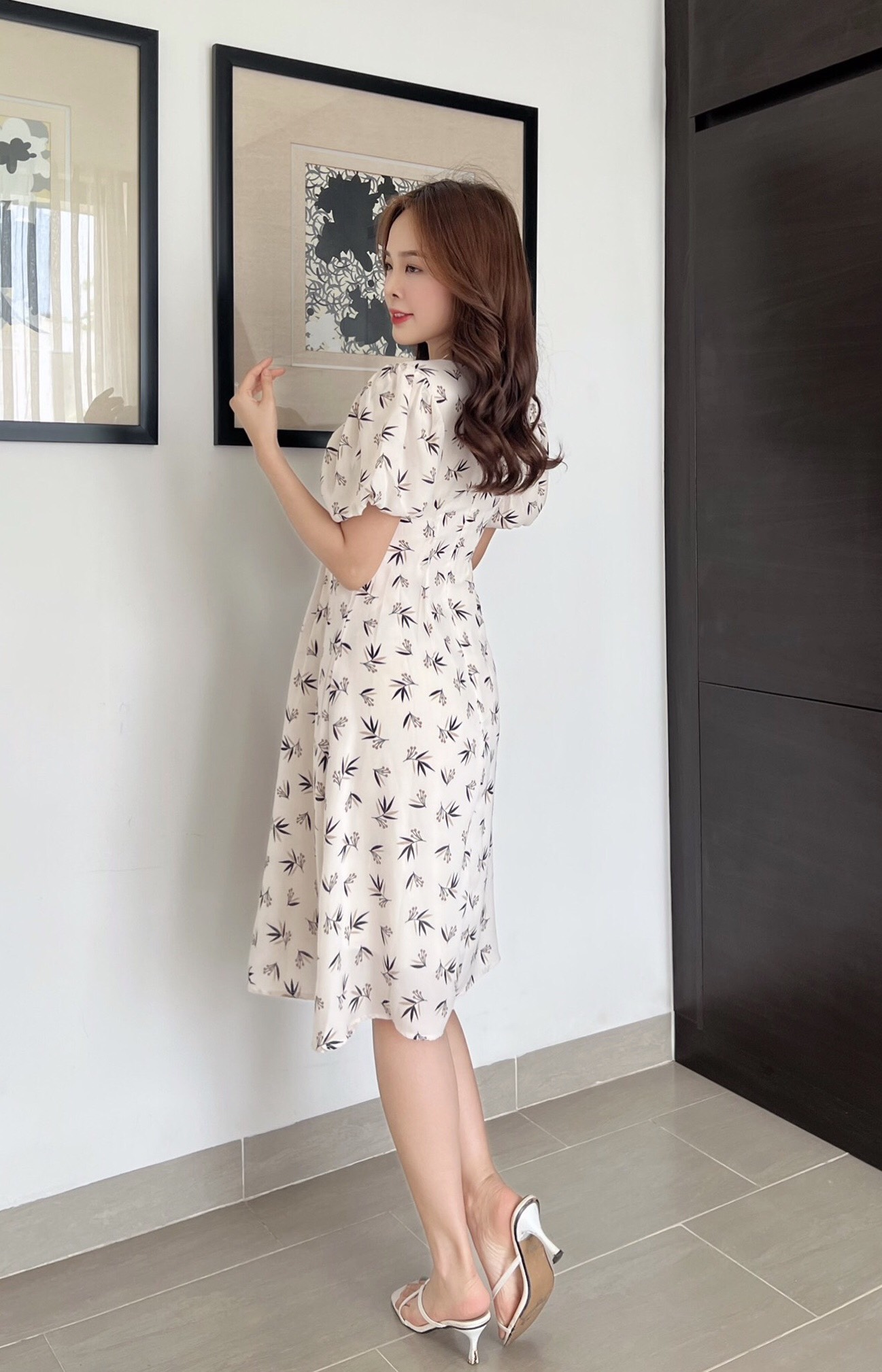 Đầm xòe hoa tay bồng xếp ly eo - MS0230