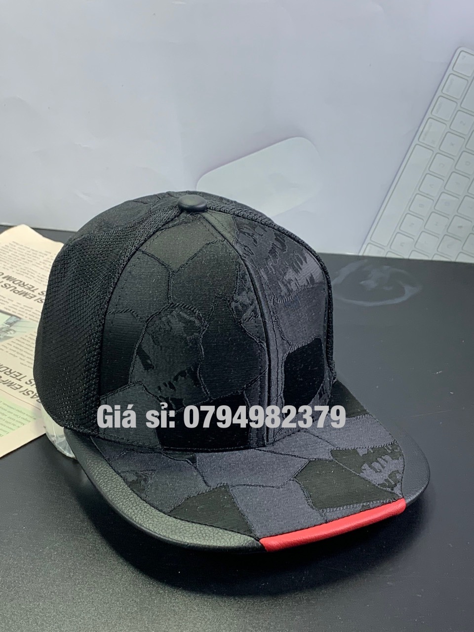 Nón snapback đơn giản (ĐT Store)