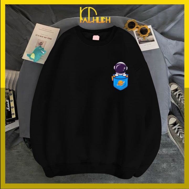 [Hoàn Tiền 15%] Áo sweater in logo phi hành gia bên ngực, vải nỉ